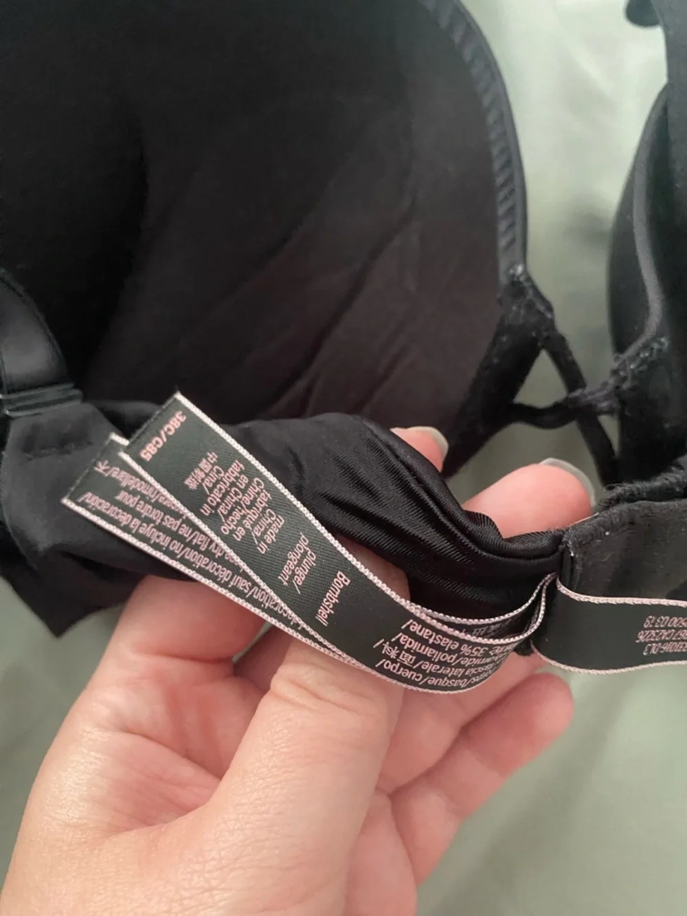 Vs bra - Picture 3 of 3